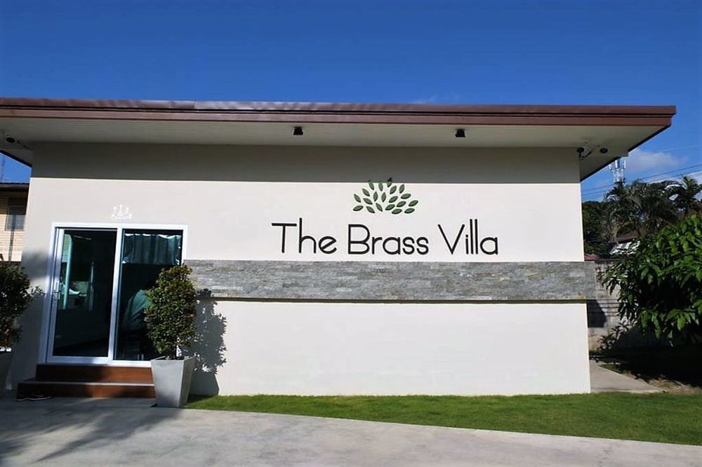 The Brass Villa Garden Resort Саттахіп Екстер'єр фото